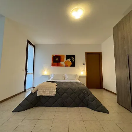 Smart Business&travel Flat - Free Private Parking Castel San Pietro Terme