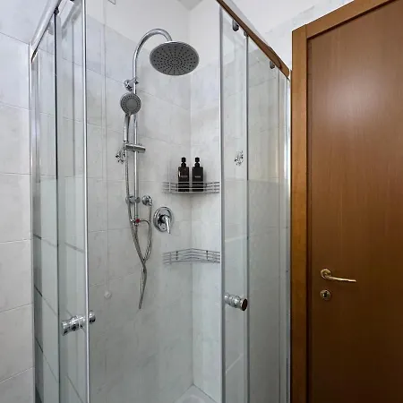 Smart Business&travel Flat - Free Private Parking Apartamento *